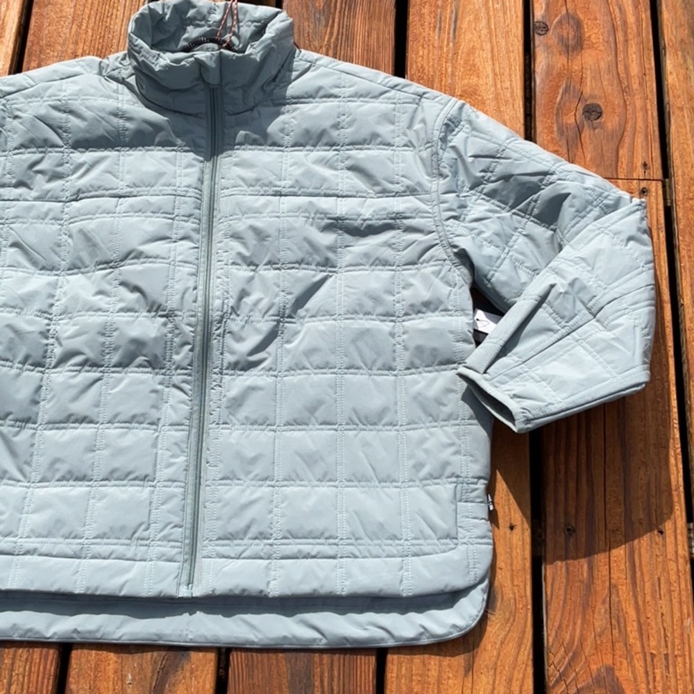 NWT Bass Outdoor Women’s Oversized Spring Puffer Jacket Size Small - Picture 3 of 16